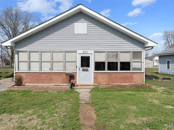323 Wright Avenue, Chaffee, MO 63740