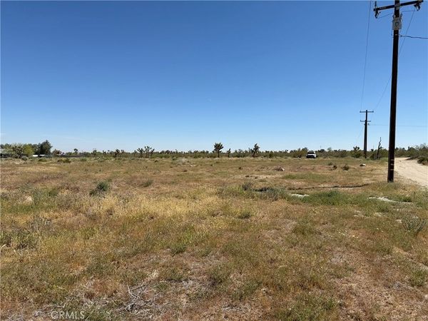 1080 Danbury, Pinon Hills, CA 92372