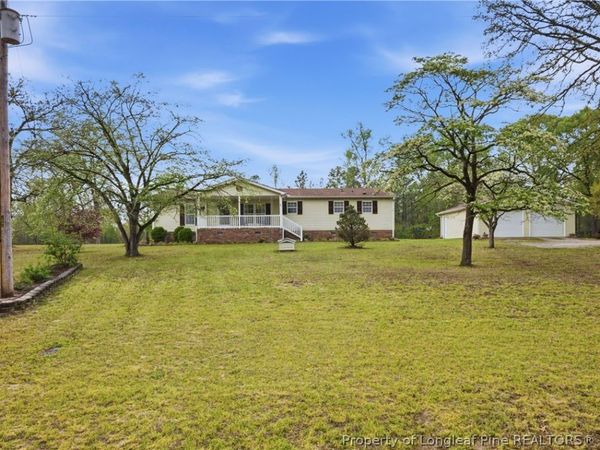 20001 McIntosh Road, Laurinburg, NC 28352