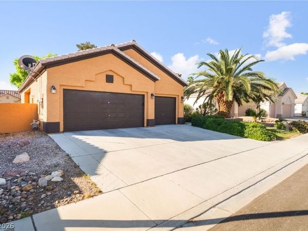 5213 Red Glory Drive , Las Vegas, NV 89130
