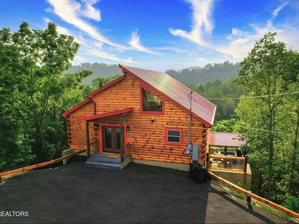 1908 Eagle Court, Sevierville, TN 37876