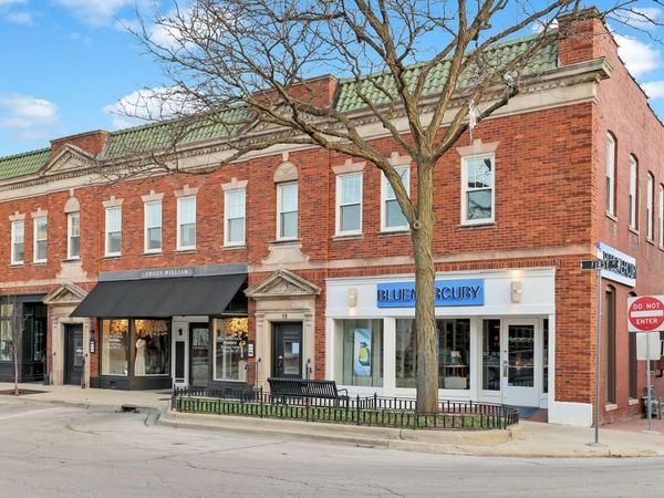 19 E 1st Street, Unit C, Hinsdale, IL 60521