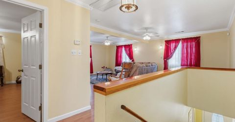 295 E Durian Ave, Coalinga, CA 93210 Photo