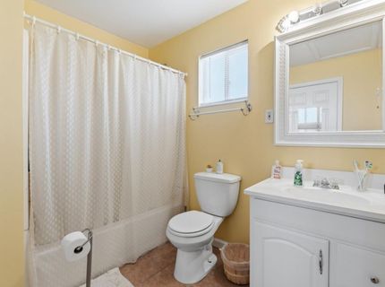 295 E Durian Ave, Coalinga, CA 93210 Photo