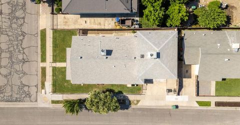 295 E Durian Ave, Coalinga, CA 93210 Photo