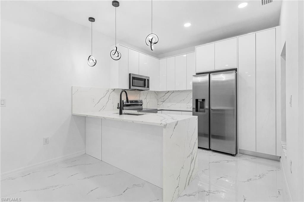 1630 NE 17th Ter, Cape Coral, FL 33909 Photo