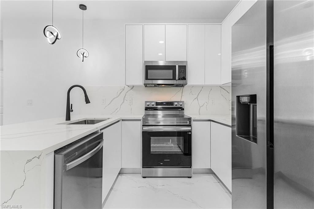 1630 NE 17th Ter, Cape Coral, FL 33909 Photo