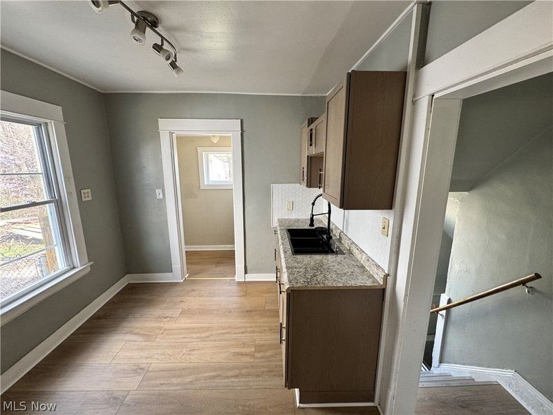 3059 W 111th Street, Cleveland, OH 44111 Photo 3