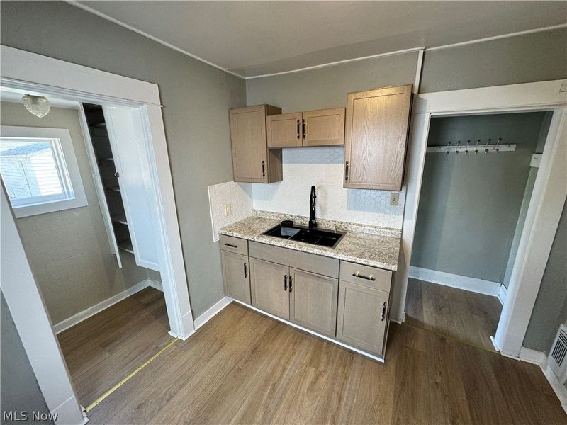 3059 W 111th Street, Cleveland, OH 44111 Photo 5