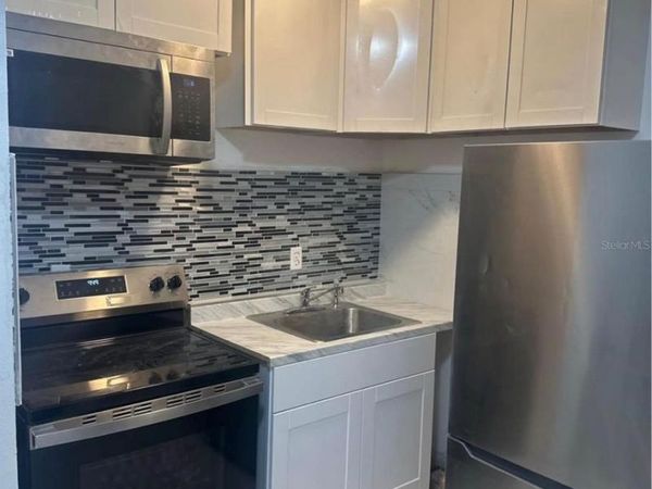 820 GALSWORTHY AVENUE , ORLANDO, FL 32809