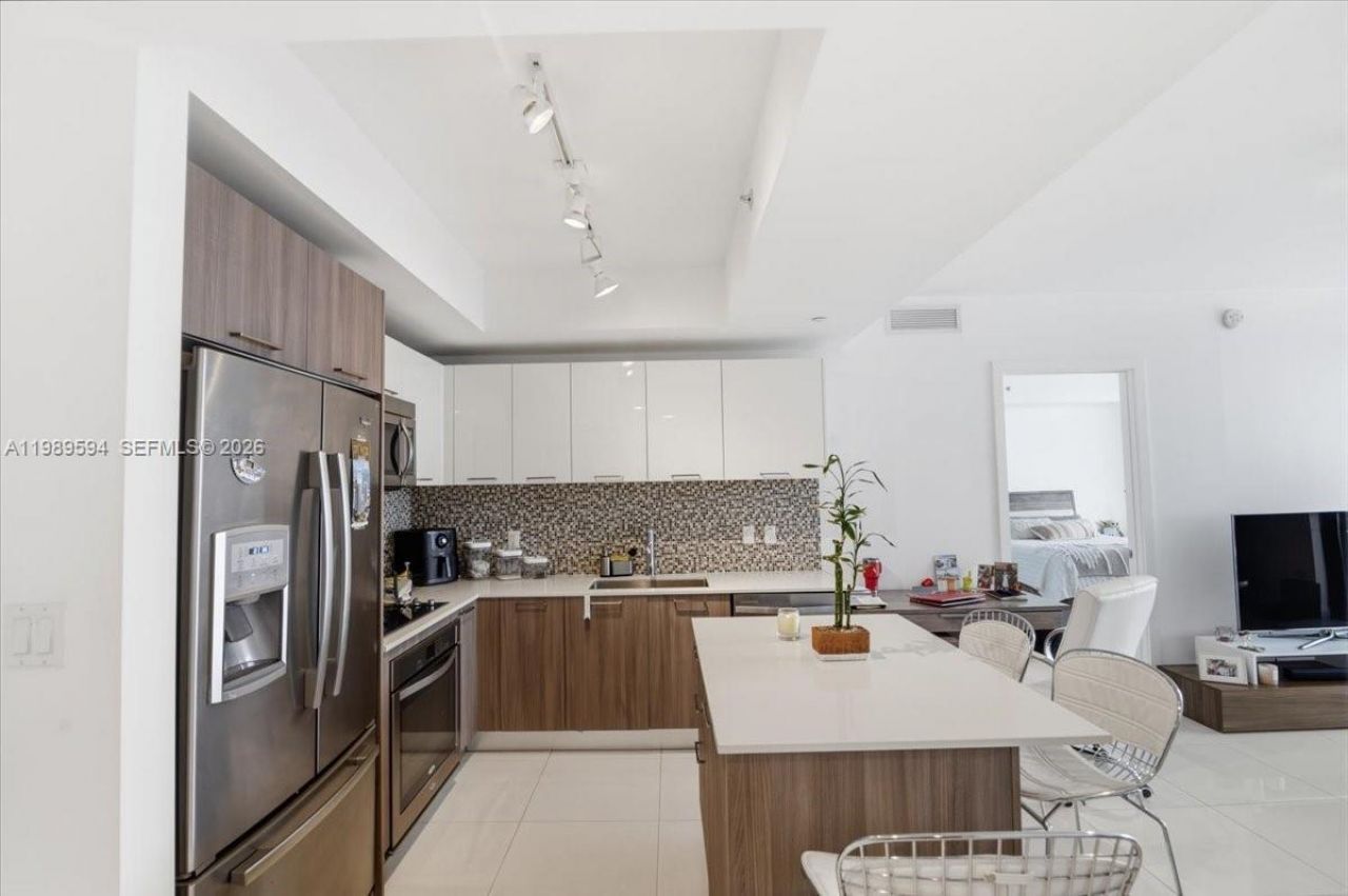 5300 Paseo Blvd , Unit 1803, Doral, FL 33166 Photo