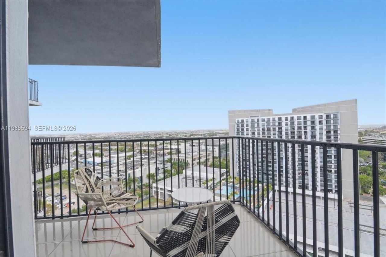 5300 Paseo Blvd , Unit 1803, Doral, FL 33166 Photo