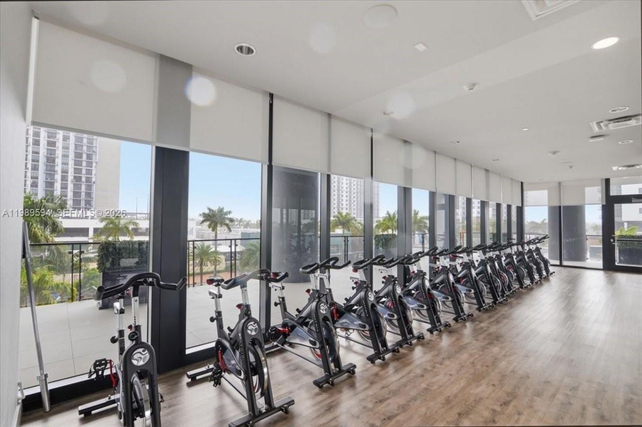 5300 Paseo Blvd , Unit 1803, Doral, FL 33166 Photo