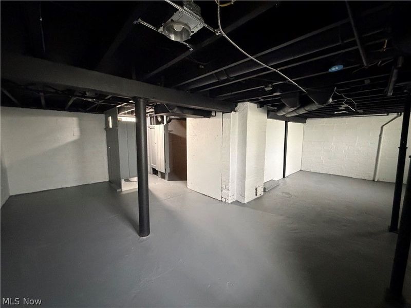 3622 Cecilia Avenue, Cleveland, OH 44109 Photo 31