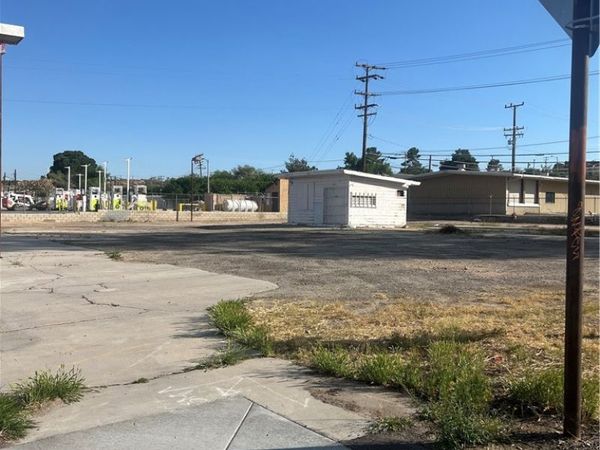 16617 D Street, Victorville, CA 92395