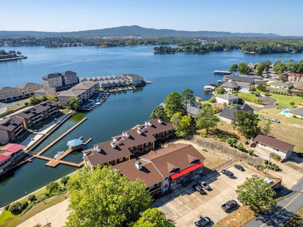 151 PETERS Point, Unit V-4, Hot Springs, AR 71913