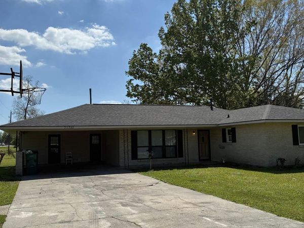 20280 Texas St, Livingston, LA 70754