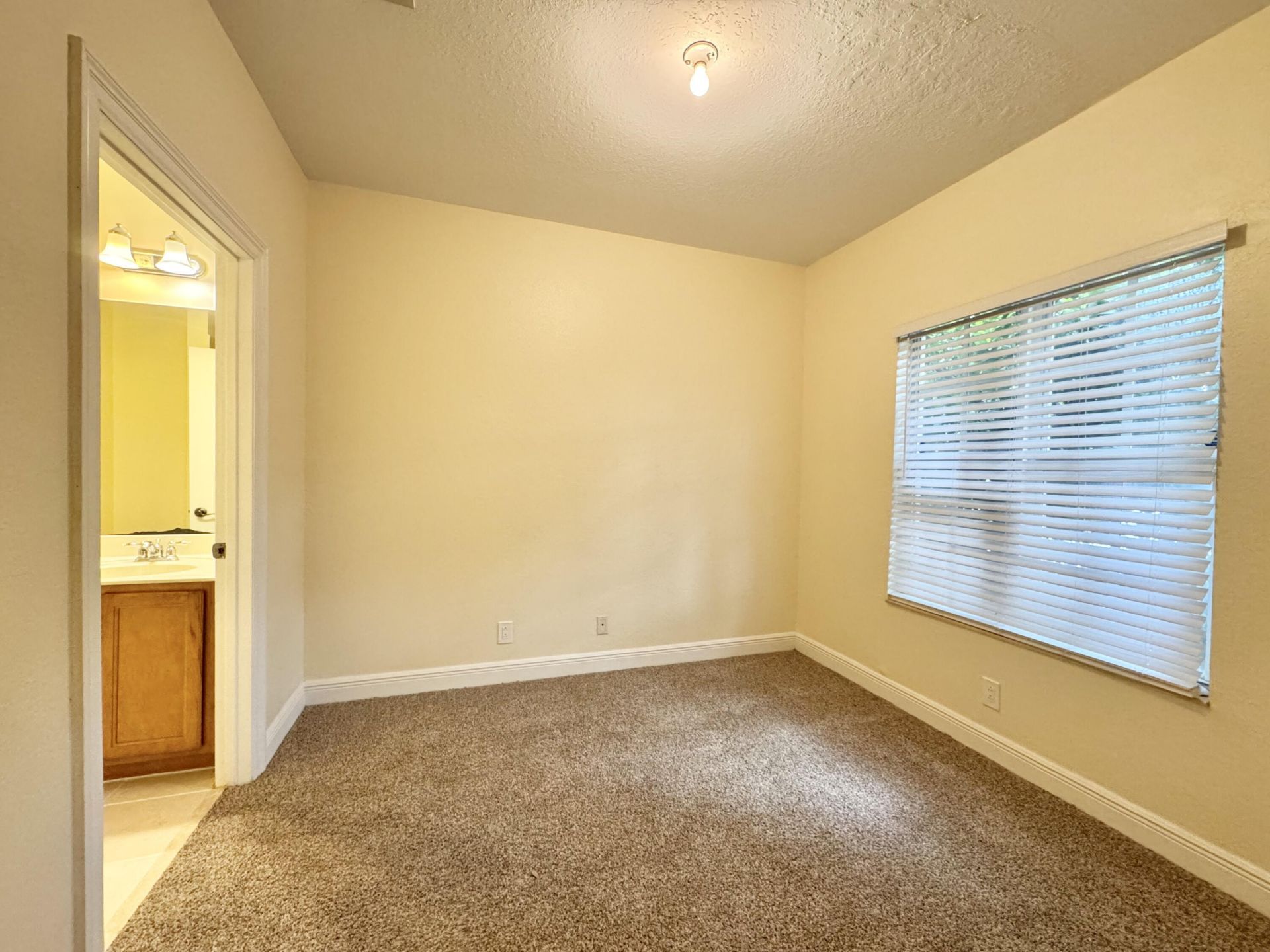 531 S Federal Highway, Unit 15, Lake Worth Beach, FL 33460 Photo