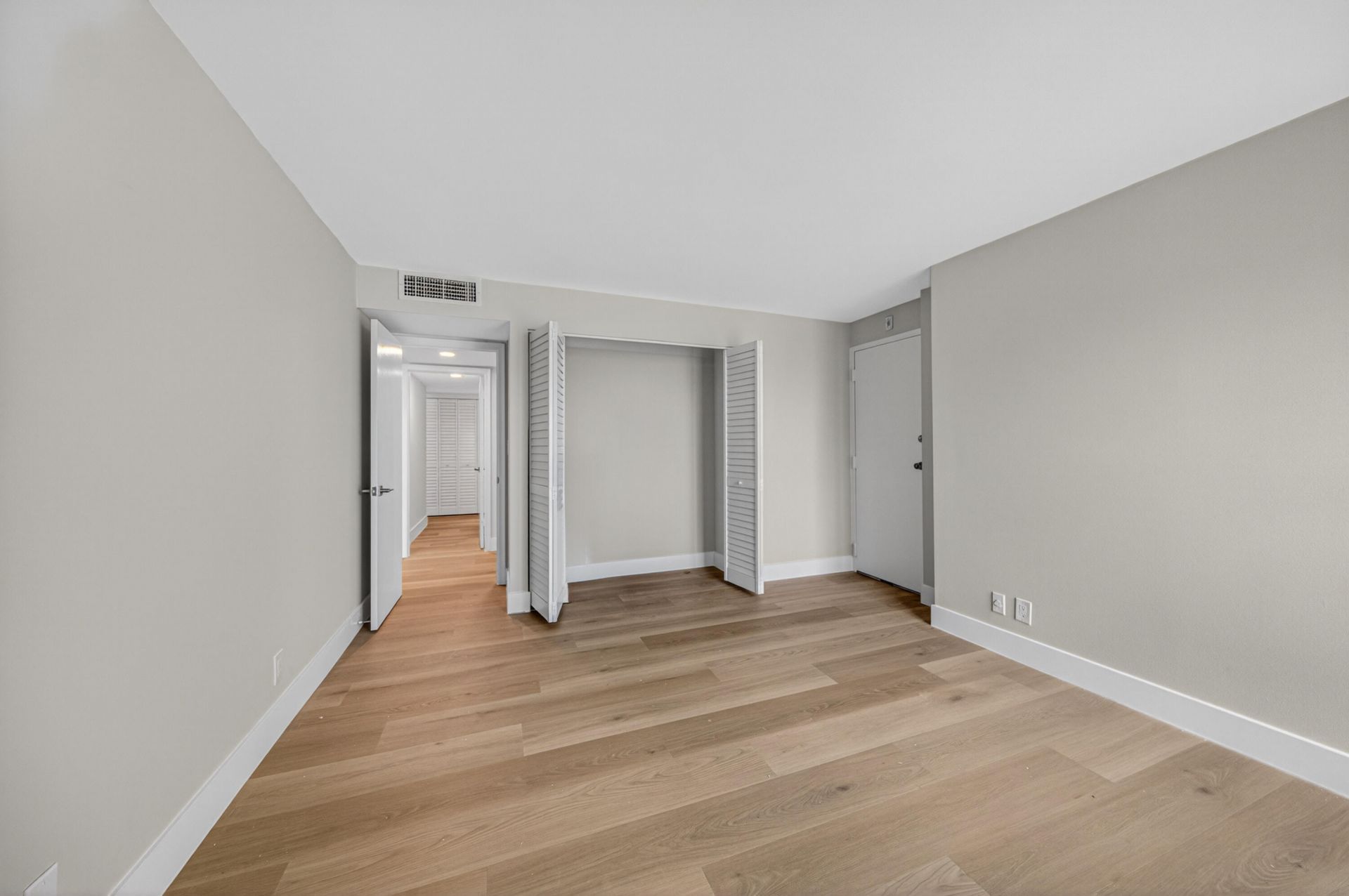 1301 River Reach Drive, Unit 110, Fort Lauderdale, FL 33315 Photo