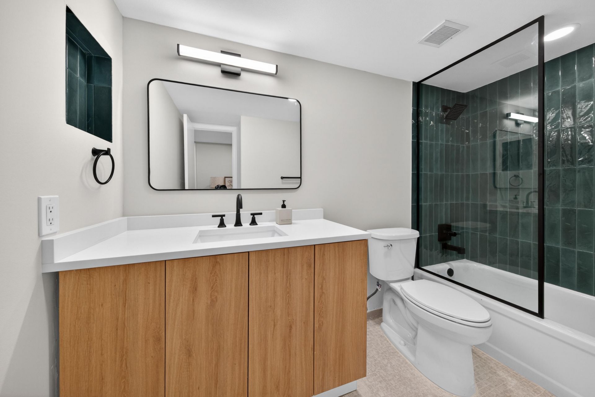 1301 River Reach Drive, Unit 110, Fort Lauderdale, FL 33315 Photo