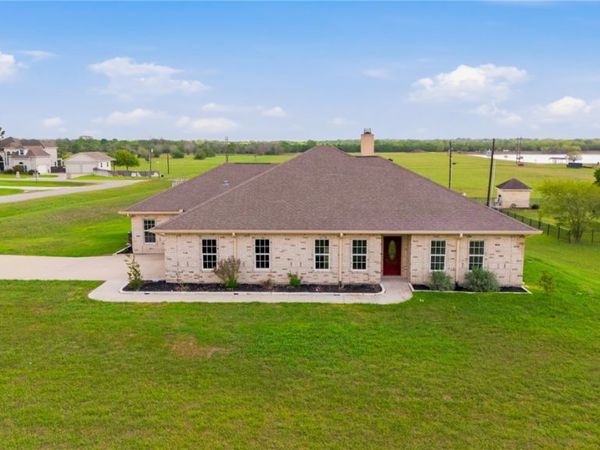 15 Huron Street , Victoria, TX 77905