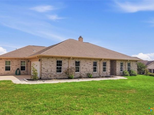 15 Huron Street, Victoria, TX 77905