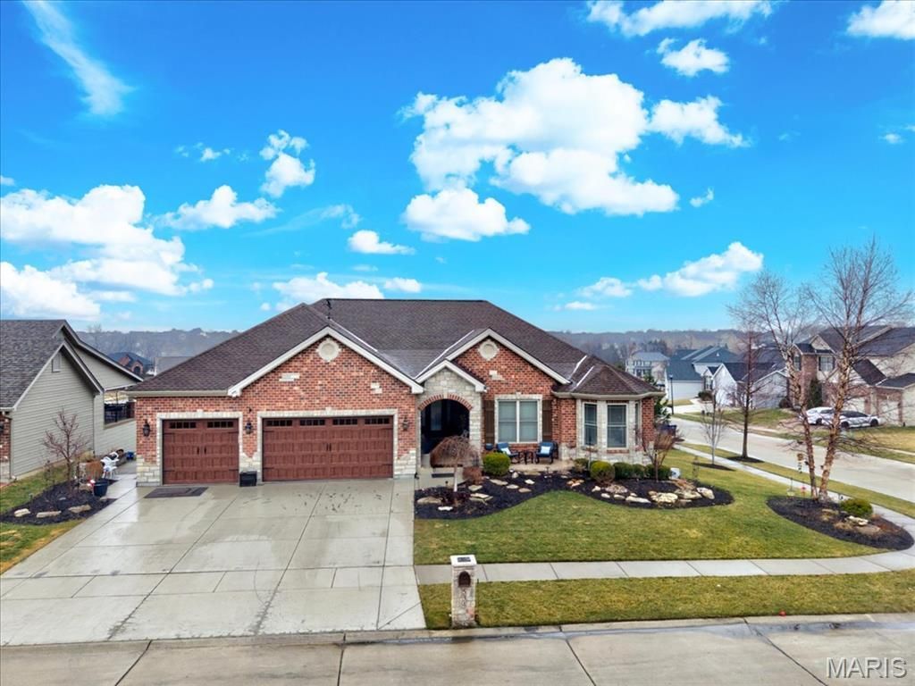 534 Forest Park Drive , Wentzville, MO 63385 Main Photo