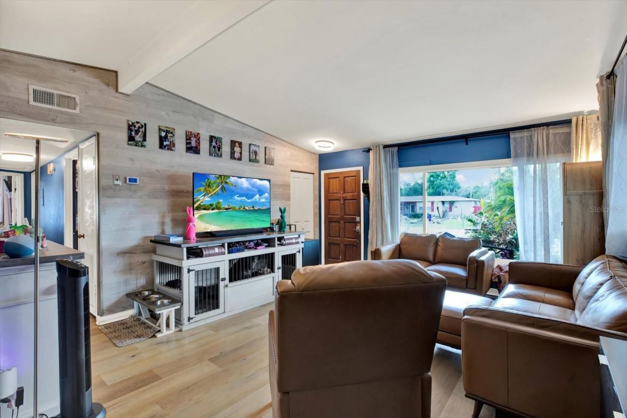 104 Glen Ridge Avenue, Temple Terrace, FL 33617 Photo