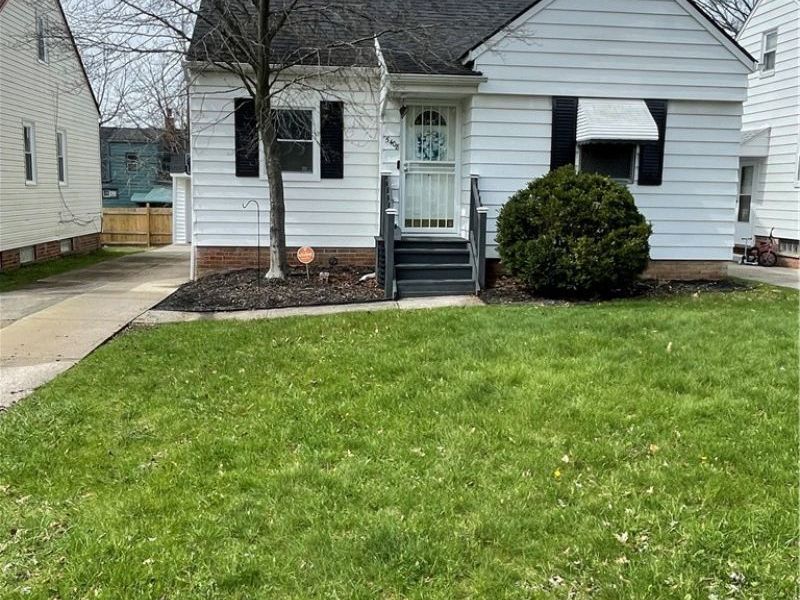 5408 Oakwood Avenue, Maple Heights, OH 44137 Photo 1