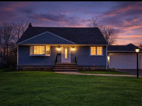 86 Deerfield Road, WEST CALDWELL, NJ 07006