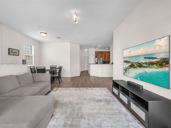 9075 Preston Pl, Unit 9075, Tamarac, FL 33321