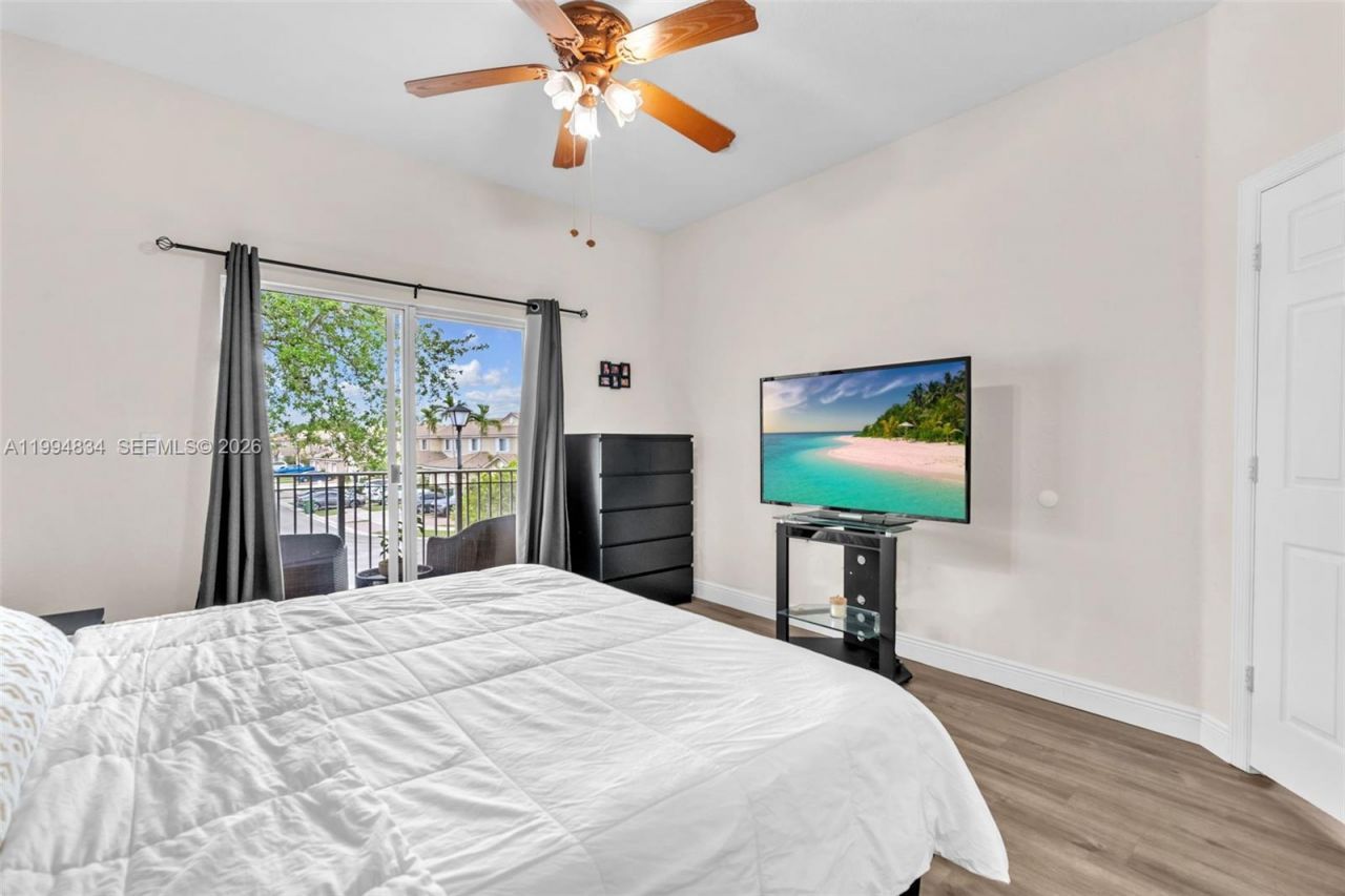 9075 Preston Pl, Unit 9075, Tamarac, FL 33321 Photo