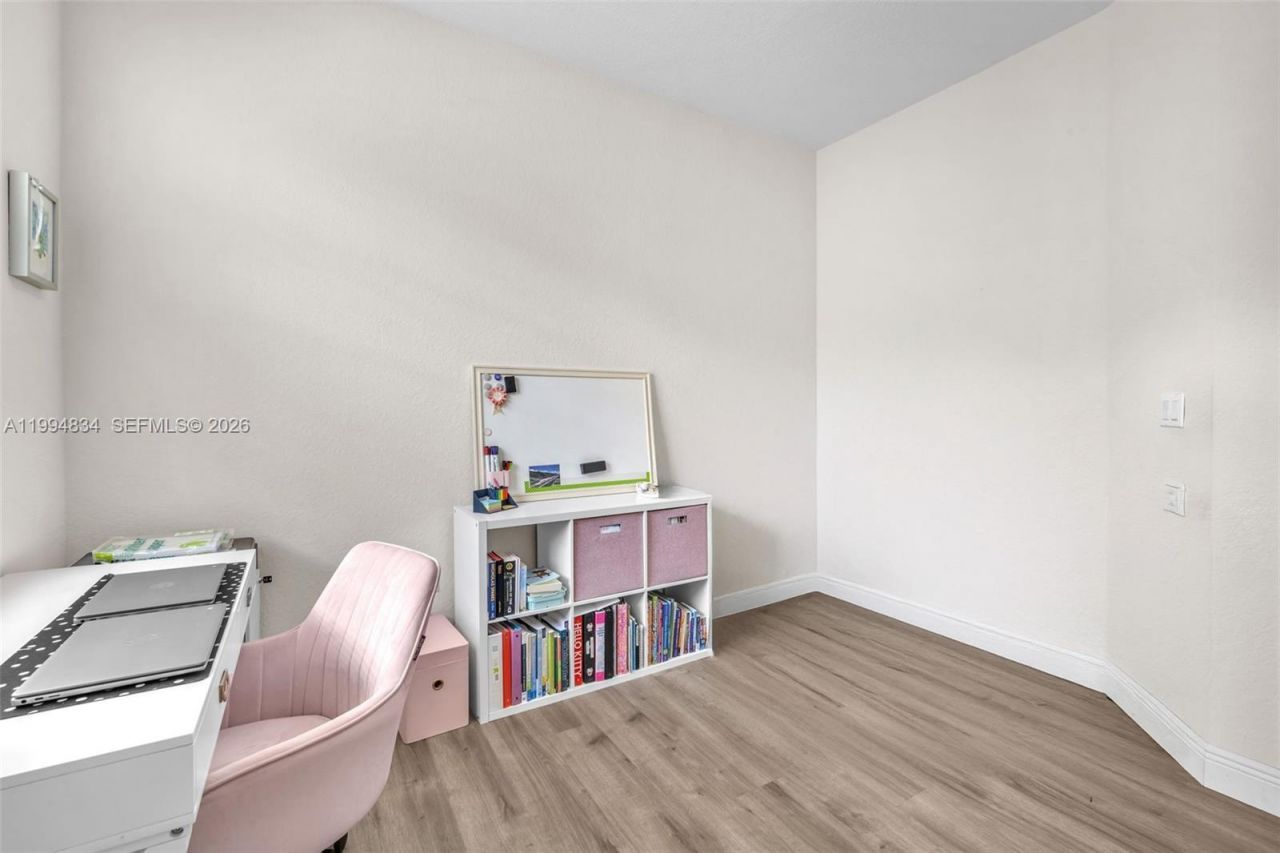 9075 Preston Pl, Unit 9075, Tamarac, FL 33321 Photo