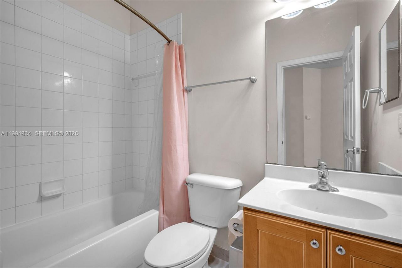 9075 Preston Pl, Unit 9075, Tamarac, FL 33321 Photo