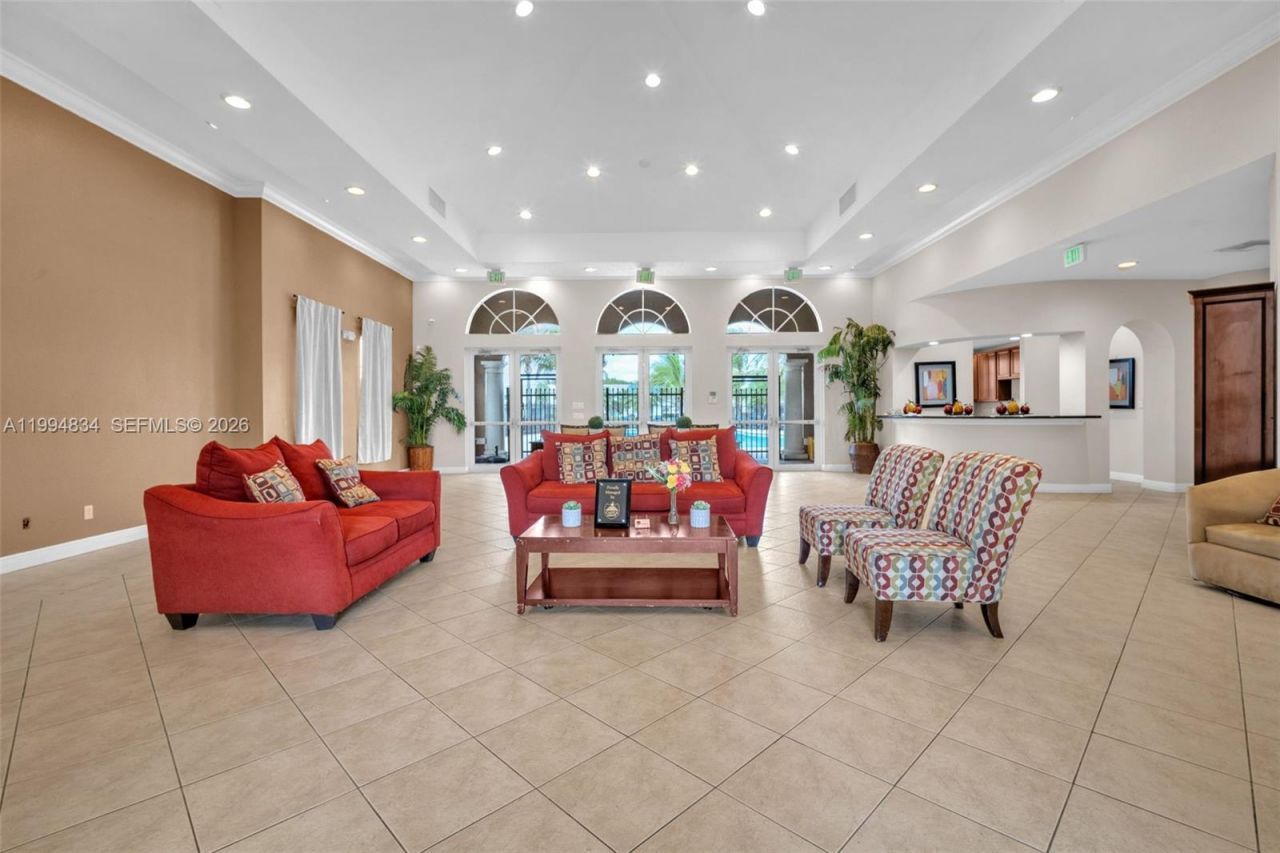 9075 Preston Pl, Unit 9075, Tamarac, FL 33321 Photo