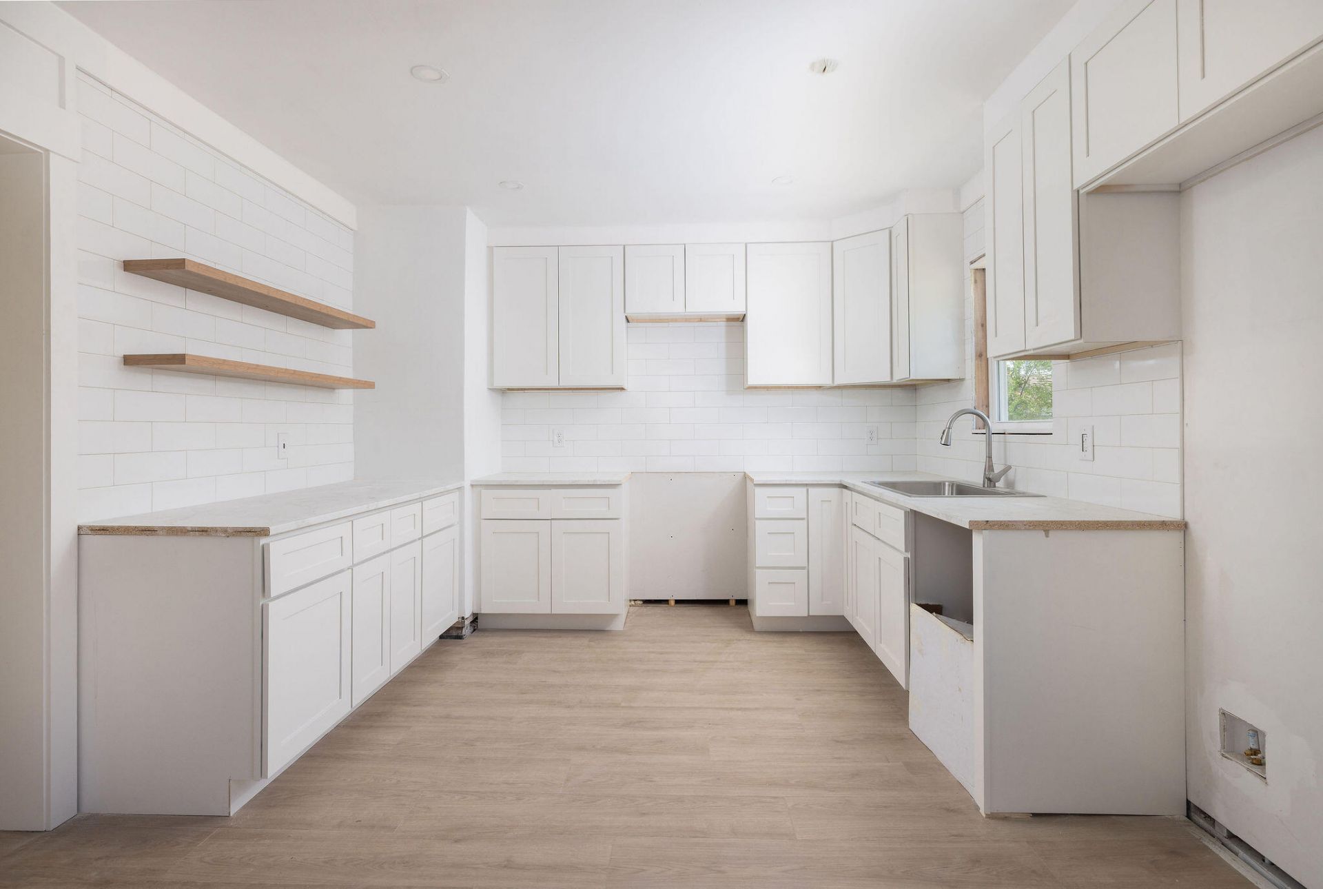 2224 Suffolk Street Photo 13