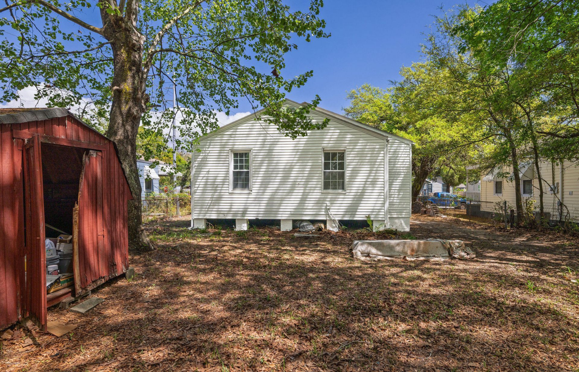 2224 Suffolk Street Photo 28