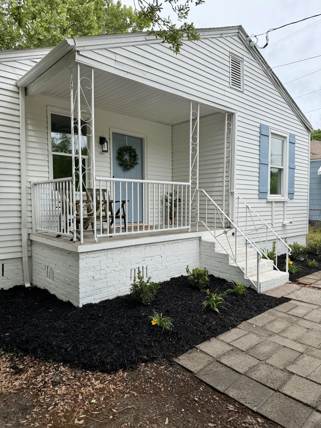 2224 Suffolk Street Photo 3