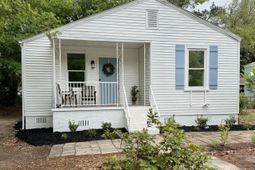 2224 Suffolk Street photo 4