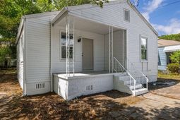 2224 Suffolk Street photo 4