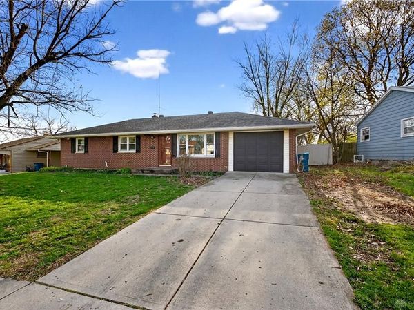 78 N Tippecanoe Drive, Tipp City, OH 45371