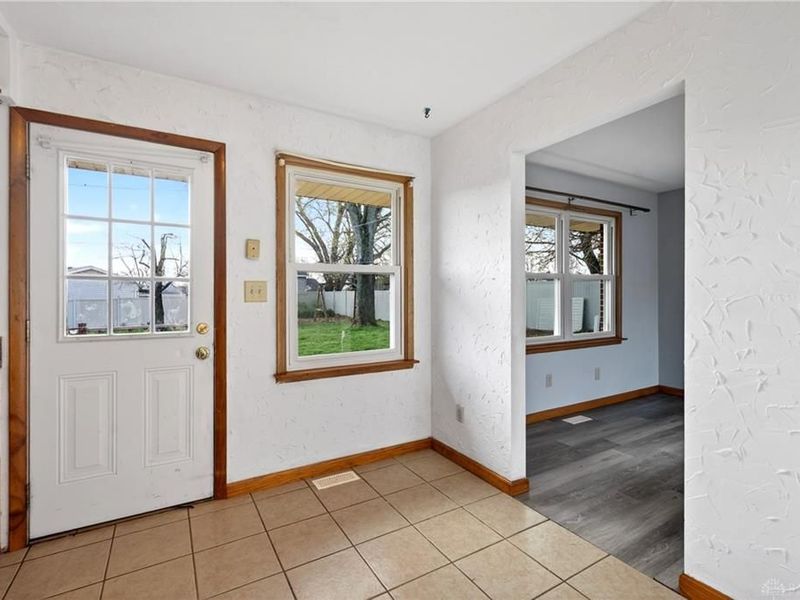 78 N Tippecanoe Drive, Tipp City, OH 45371 Photo 10