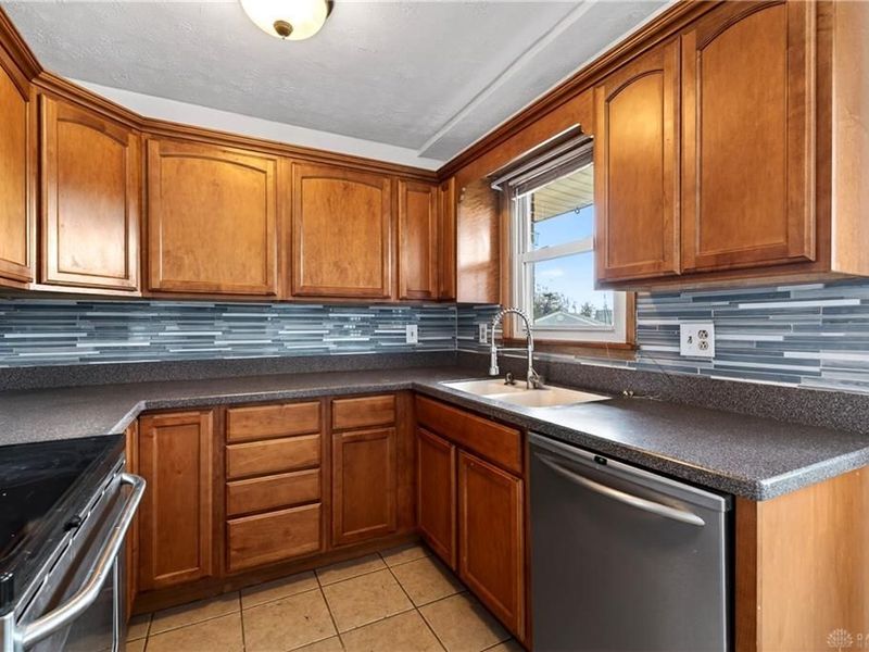 78 N Tippecanoe Drive, Tipp City, OH 45371 Photo 11