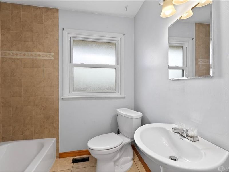 78 N Tippecanoe Drive, Tipp City, OH 45371 Photo 19