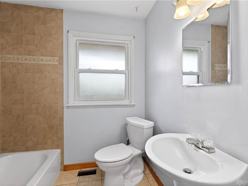 78 N Tippecanoe Drive, Tipp City, OH 45371 Photo 20