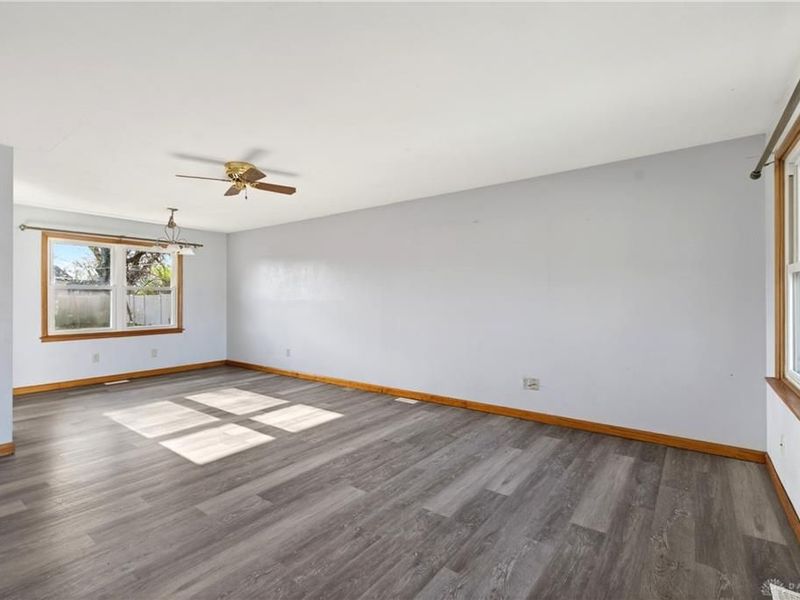 78 N Tippecanoe Drive, Tipp City, OH 45371 Photo 5