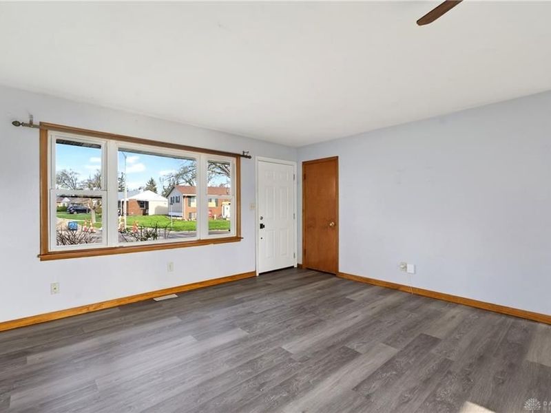 78 N Tippecanoe Drive, Tipp City, OH 45371 Photo 7