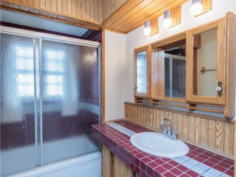 1550 Rydalmount Road, Cleveland Heights, OH 44118 Photo 19