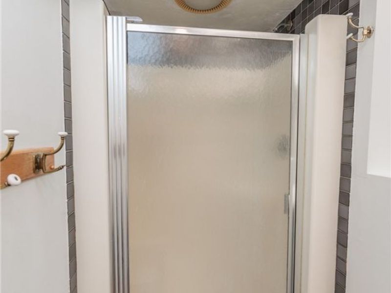 1550 Rydalmount Road, Cleveland Heights, OH 44118 Photo 25