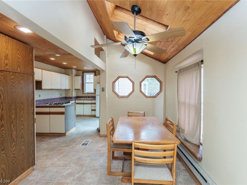 1550 Rydalmount Road, Cleveland Heights, OH 44118 Photo 8